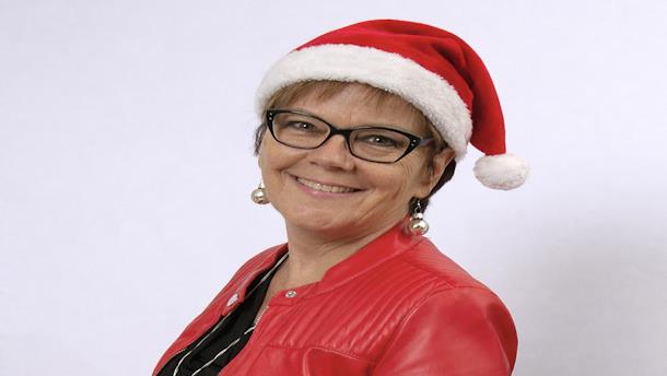 JULESHOW & JULEFROKOST - UNDERHOLDNING VED LOTTE RIISHOLT